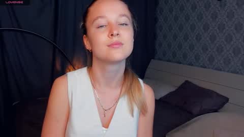 Snapshot of nicolavanderbie chatting on September 13, 6:16 pm Nicoletta online show from September 13, 6:16 pm