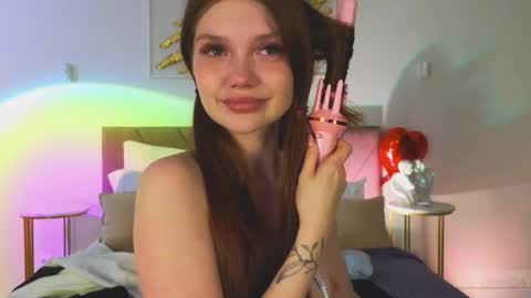 Nicole online show from March 6, 9:32 pm