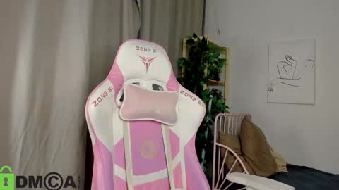 GMT7TueWedThSu 0300am-0900am. Sa 1000am-0400pm online show from October 23, 8:48 pm