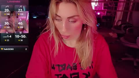 Nicole online show from October 17, 11:19 pm