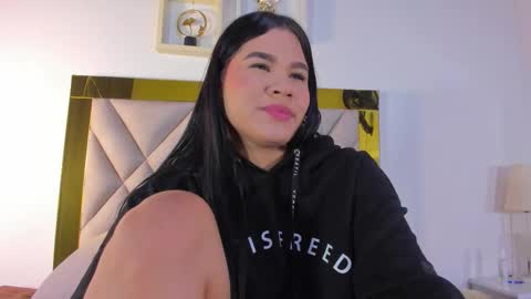 Snapshot of nicole_grace0 chatting on September 19, 12:26 pm nicole_grace0 online show from September 19, 12:26 pm