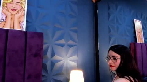 Nicole online show from April 25, 4:15 am