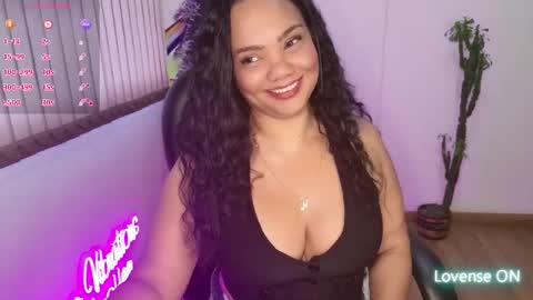 nicole_lushh online show from February 20, 5:25 pm
