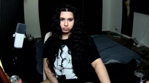 Nicole online show from March 5, 8:59 pm