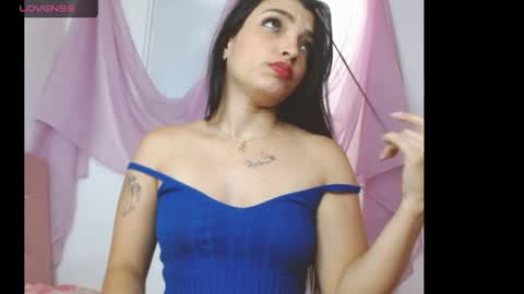 nicole roman online show from May 13, 4:35 pm