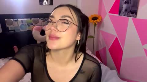 Nicole online show from September 22, 5:28 am