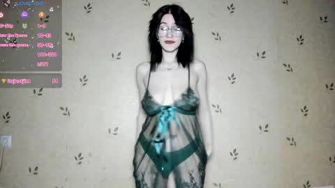 NicoleDavis online show from April 23, 7:49 pm