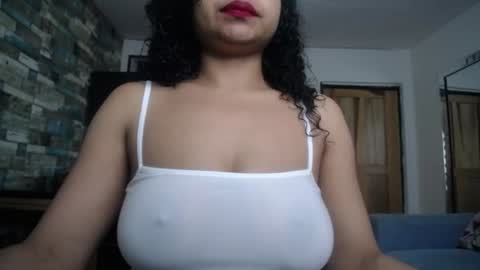 Nicole online show from June 9, 1:10 pm
