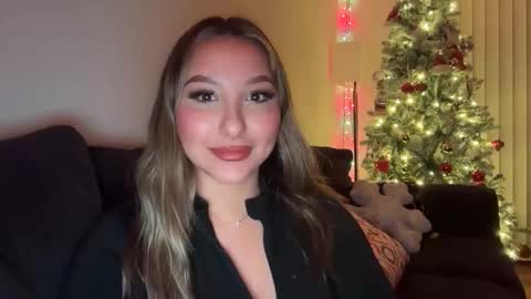nicolelovesyou444 online show from December 2, 12:07 pm