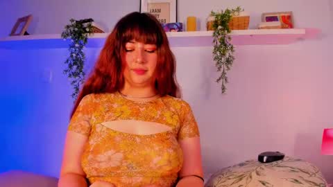 Snapshot of nicolle_evanss_ chatting on October 1, 5:01 am nicolle_evanss_ online show from October 1, 5:01 am