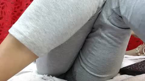 NICOLLE online show from June 16, 10:00 pm