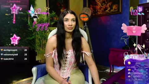 Nicolle online show from April 28, 9:13 am