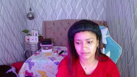 Nicolle Miley online show from March 3, 3:27 am