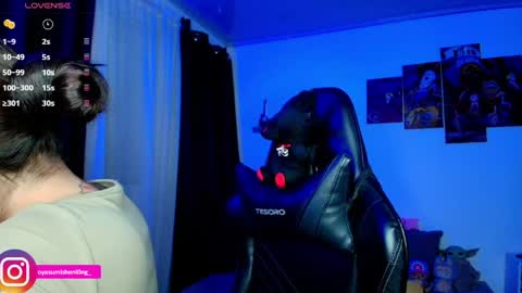 Lizzie online show from April 24, 11:18 pm