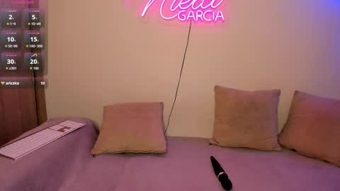 Niela  online show from December 17, 11:53 pm