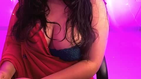 Snapshot of nightqueen107446 chatting on February 24, 5:19 am nightqueen107446 online show from February 24, 5:19 am