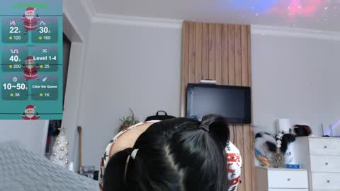 Niia online show from December 26, 9:55 am