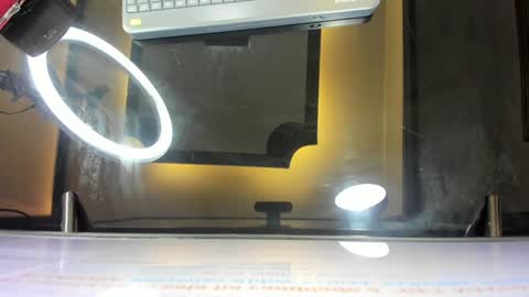 Snapshot of niickyjones chatting on January 16, 9:40 pm Anni online show from January 16, 9:40 pm