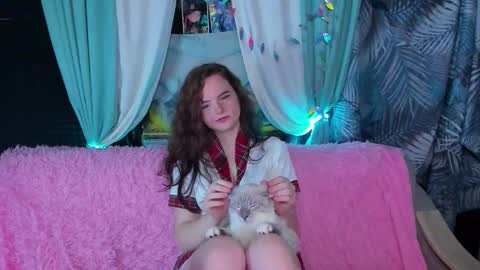 niiik_miiiki online show from September 20, 2:59 pm