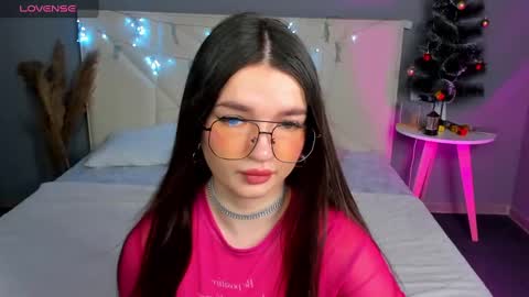 Rebecca online show from January 7, 3:03 am