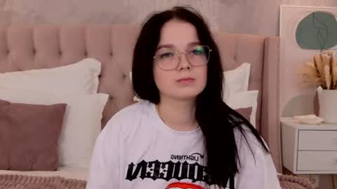 Nika online show from July 18, 3:43 am