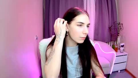 nikastarkk online show from November 19, 7:36 pm