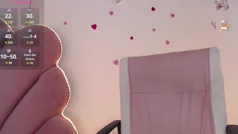    online show from March 8, 7:07 pm