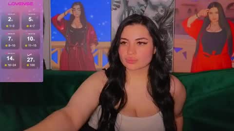 Nikki Kardashian online show from December 27, 8:39 pm