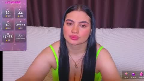 Nikki Kardashian online show from February 6, 11:37 pm