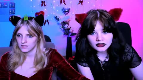 nikki_kiss_ online show from May 11, 7:00 pm