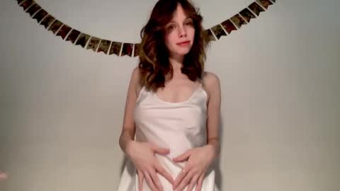Snapshot of nikki_mi chatting on January 22, 10:18 am Nikki online show from January 22, 10:18 am