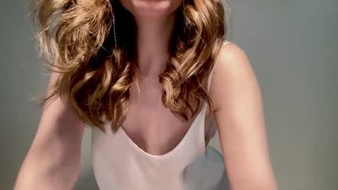 Snapshot of nikki_mi chatting on March 8, 10:08 am Nikki online show from March 8, 10:08 am