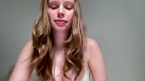 Nikki online show from April 29, 10:07 am