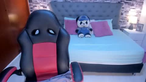 Nikki  online show from July 16, 5:01 am