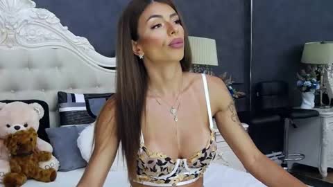 Nikky online show from August 3, 9:04 am