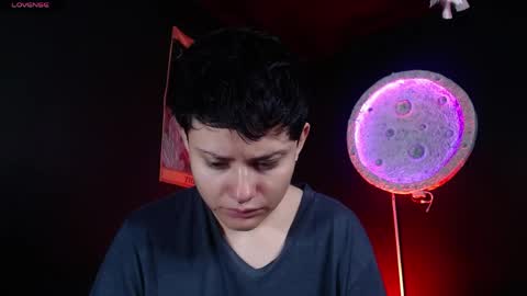 Nikky online show from April 18, 1:02 pm