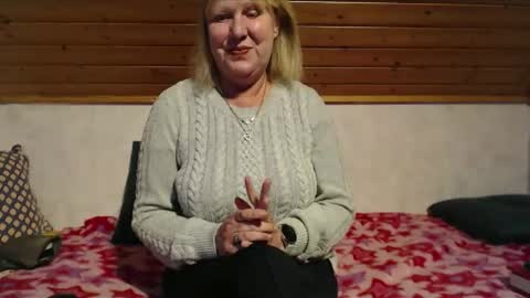 Nikole1 online show from April 18, 5:15 pm