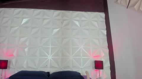 Nikole online show from February 9, 4:57 am