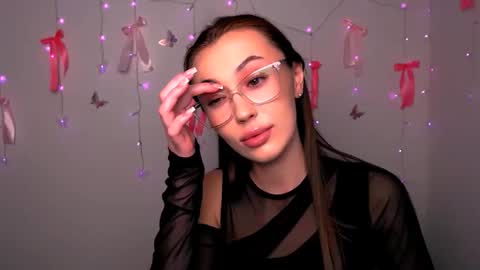 nikonara_ online show from April 22, 2:25 pm