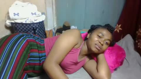 nilah online show from April 15, 7:58 pm