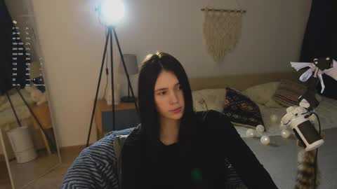 Jennet online show from February 14, 7:38 pm