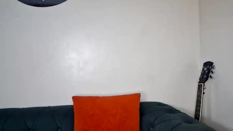 nina_bambi online show from October 6, 1:00 am