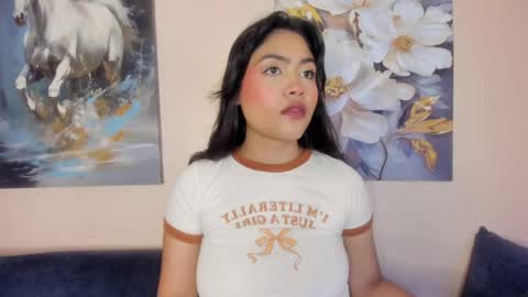 nina_kmay online show from April 25, 7:11 pm