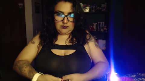 Nina Moon online show from January 7, 1:31 am