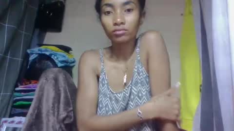 ninaeaa online show from April 21, 3:13 am