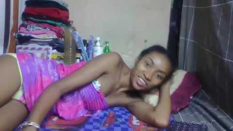 ninaeaa online show from March 15, 1:13 pm