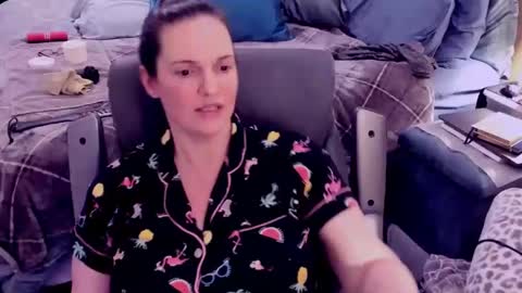 Snapshot of ninajaymes chatting on December 17, 10:44 am Nina Jaymes online show from December 17, 10:44 am