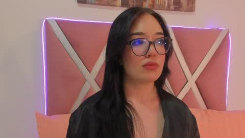 Nina online show from May 24, 8:35 am
