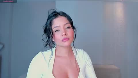  Nina  online show from April 21, 6:26 pm