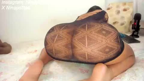 Snapshot of ninapetite chatting on September 19, 10:20 pm 0nly F4ns Ninapetite80 online show from September 19, 10:20 pm